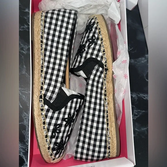 Isaac Mizrahi Live! Gingham Espadrilles Eyelet Embroidery Black Shoes AUTHENTIC - Picture 4 of 9